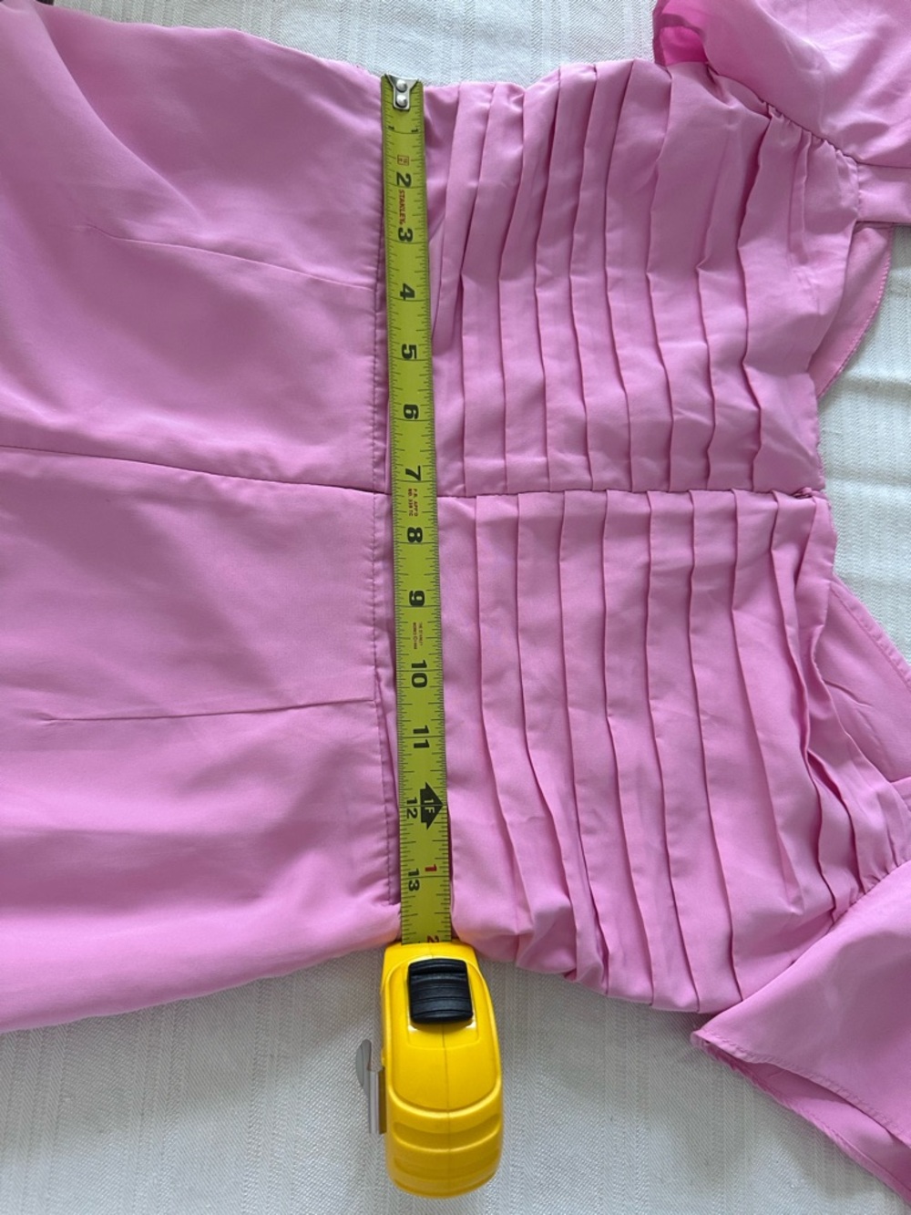 H&M Pink Short Pleated Strapless Cocktail Dress
Size: Small
N e w! - Picture 3 of 12